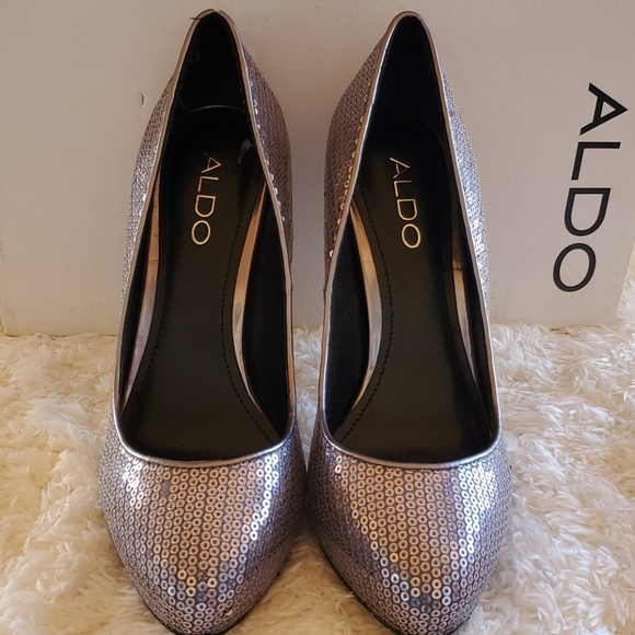 Sequins 👠 heels - Picture 5 of 7